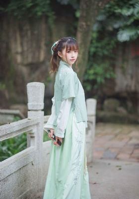 色欲AV自慰无码人妻口爆_国产剧电影在线看