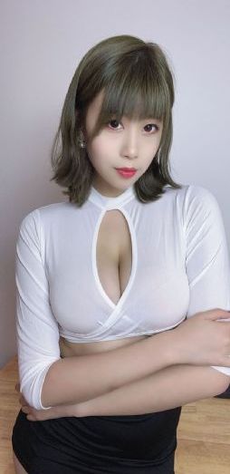 日本极度sm视频_4K手机免费观看完整